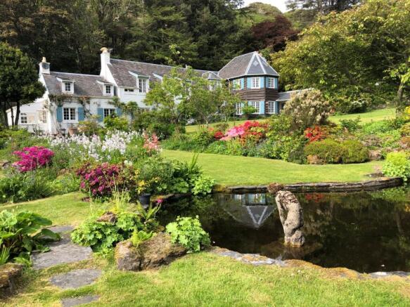 Garden Setting