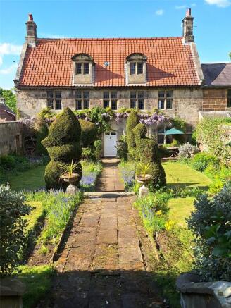 Ewe Cote Hall