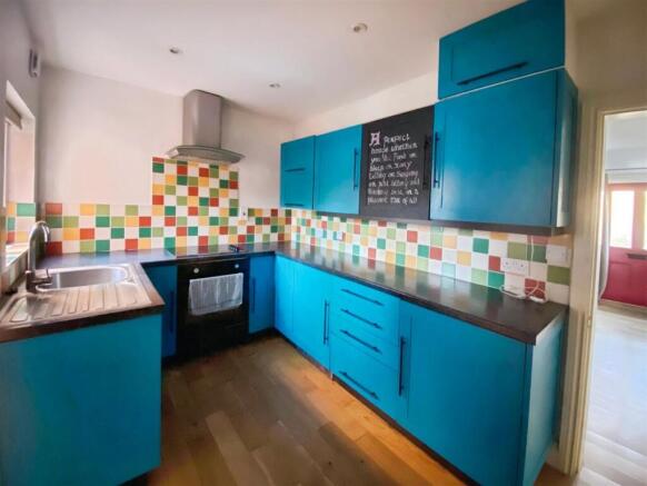 b60d4a46-0-4D32-A400-685391297C5A-3769-000002BA0F7