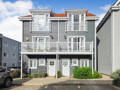 Maine Street, Reading, RG2