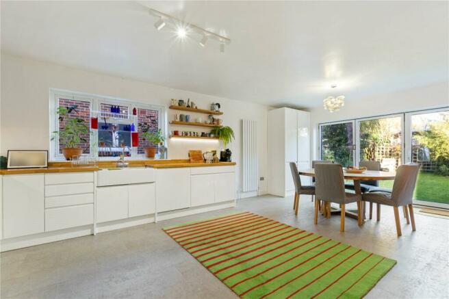 Kitchen/Dining Room