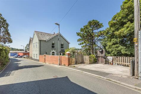 Dockacre Road, Launceston