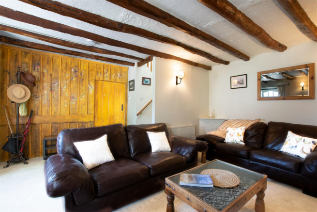 SHEP COTTAGE LIVING ROOM.png