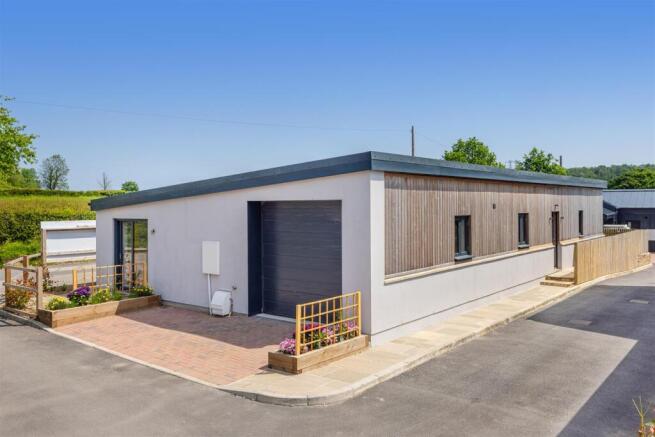 A06 - Apple Orchard - Staverton - 250514.jpg