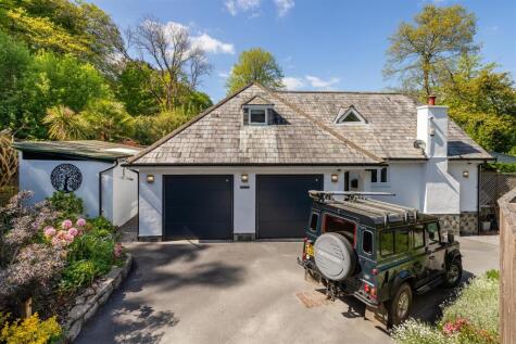Buckfast Road, Buckfastleigh