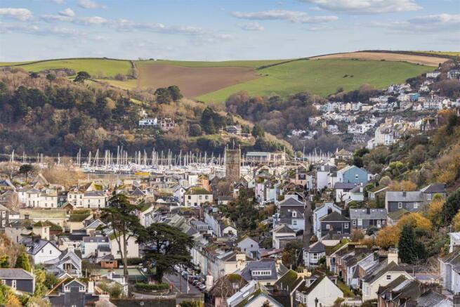 A11 - Flat 7 Hillside Court 114 Victoria Road Dart