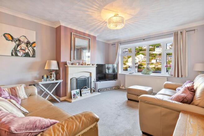 A18 - 73b South Ford Road, Dartmouth - 251120.jpg