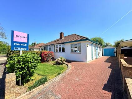 Hall Drive, Harefield, Harefield, UB9