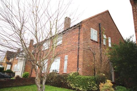 Broadwater Gardens, Harefield, UB9