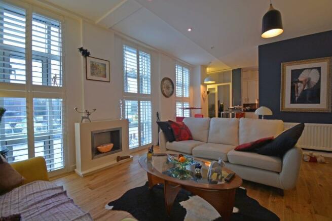 3 Bedroom Apartment For Sale In 1 1 1544 Great Western Road
