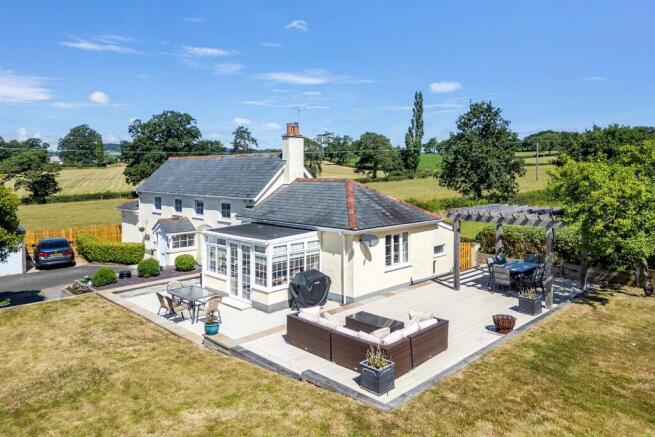 WessingtonCottage.1.jpg