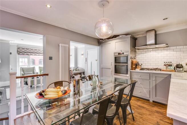Dining/Kitchen