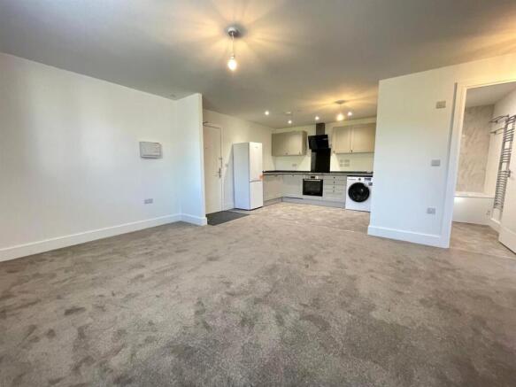 Living Area 2.jpg