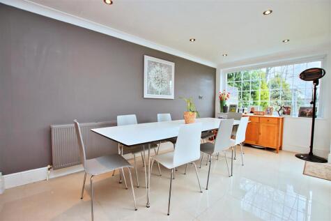Furzehill Road, Borehamwood