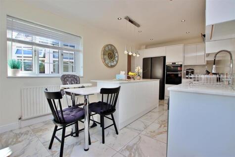 Theobald Street, Borehamwood