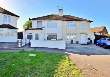 Delius Close, Elstree