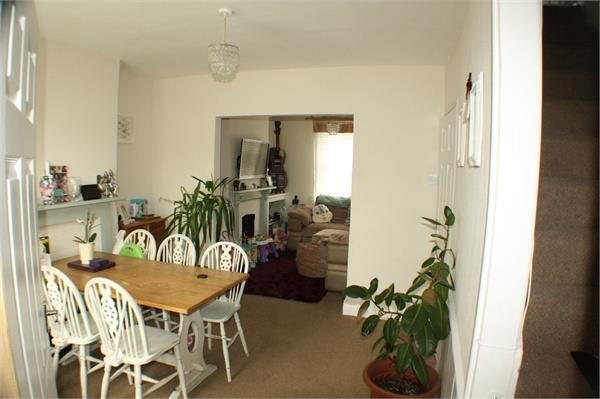 Lounge / Dining Room