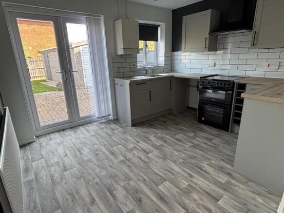 Dining kitchen