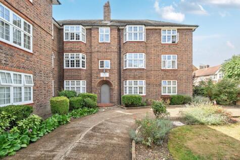Grove Crescent, Kingston Upon Thames, Surrey, KT1