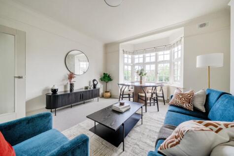 St. James's Court, Grove Crescent, Kingston upon Thames, KT1