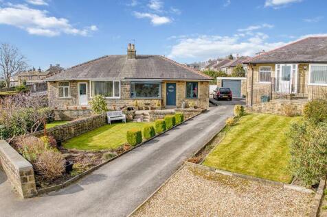 Elm Crescent, East Morton