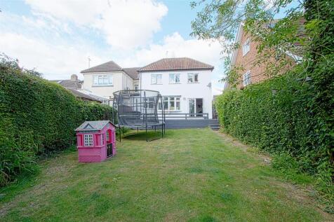 Greens Farm Lane, Billericay