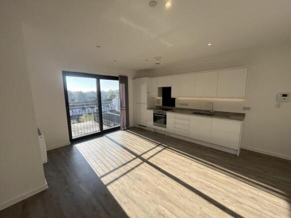 kitchen area 24 Aston house.JPG
