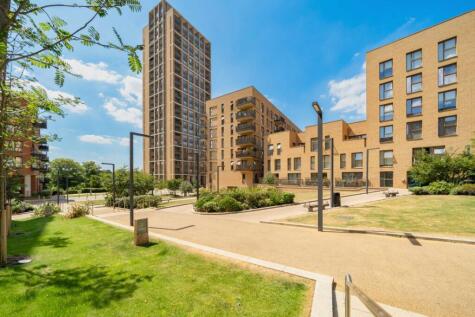 Moorhen Drive, London