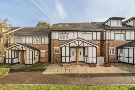 Heton Gardens, London