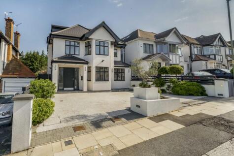 Edgeworth Crescent, London