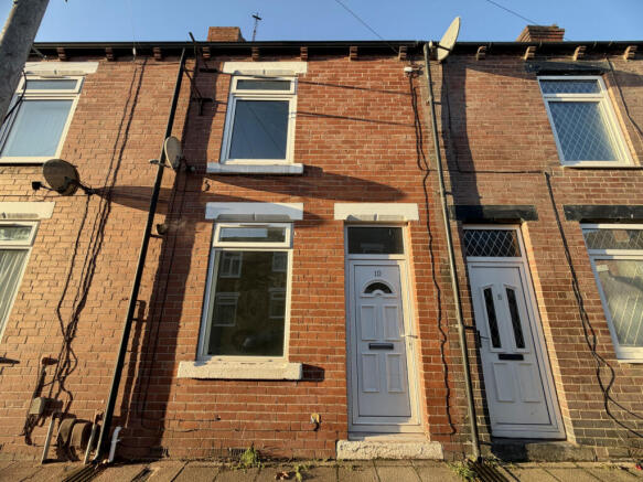 2 Bedroom Terraced for Rent