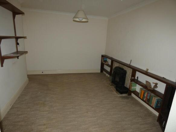Middle Room