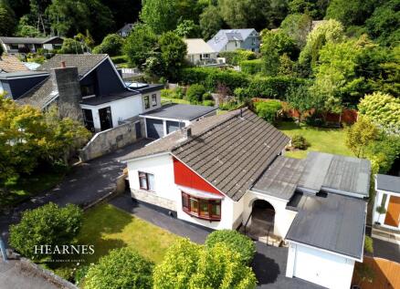 Park Homer Drive, Colehill, BH21 2SR