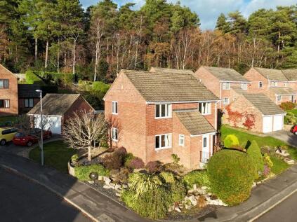 Horseshoe Close, Colehill, BH21 2UL
