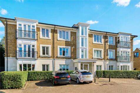 Balham High Road, London, SW17