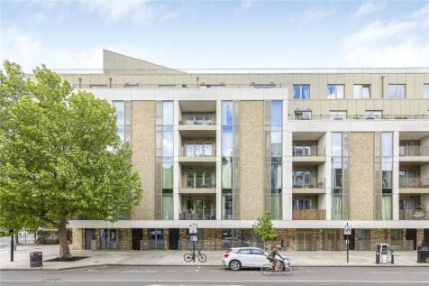 Balham High Road, London, SW17