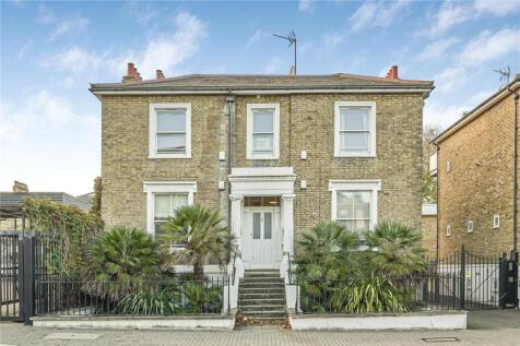 Balham Grove, London, SW12