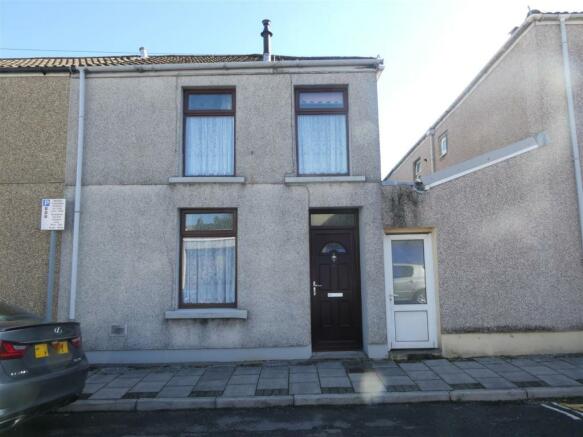2 bedroom end of terrace house  for sale Aberdare
