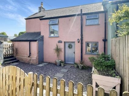 Beacon Road, Summercourt,