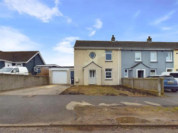 19 Coronation Way