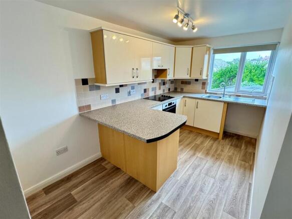 13 Trevelga Court Kitchen