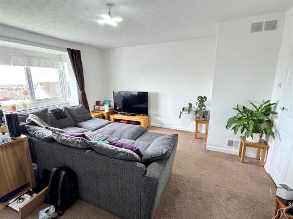 53a Penhallow Road Lounge