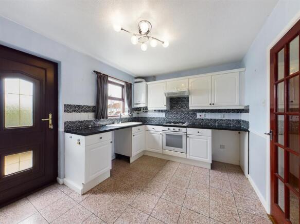 82 Meadowside Kitchen