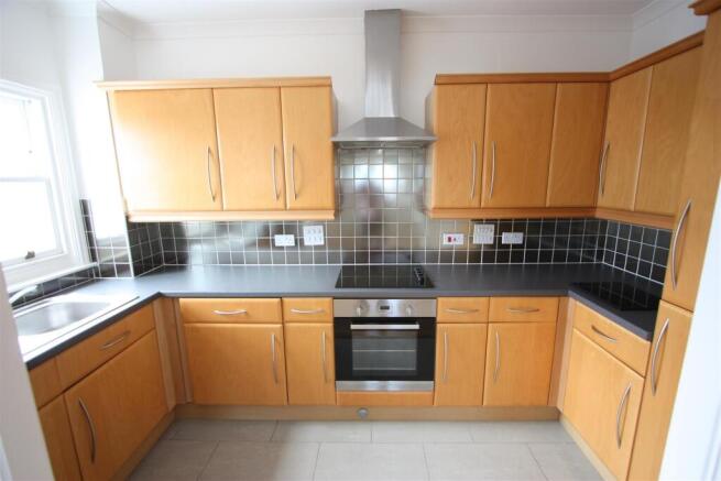 3 Bezant Place Kitchen