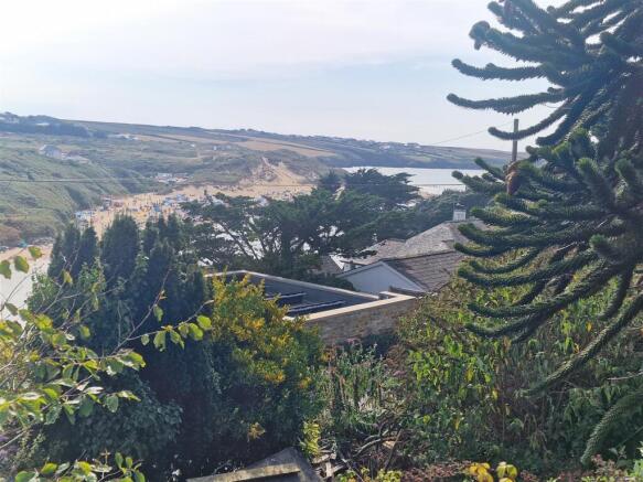 Views example UPPER FLOOR