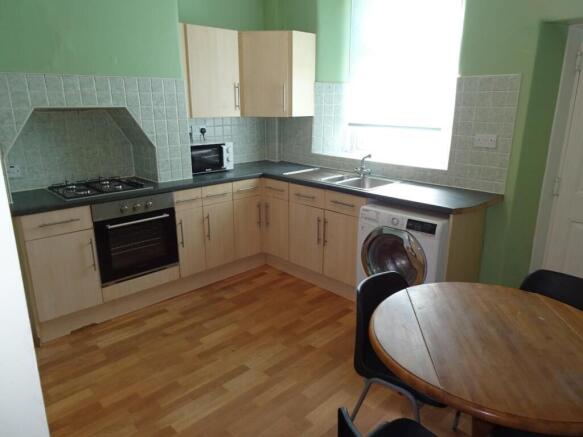 Kitchen.JPG