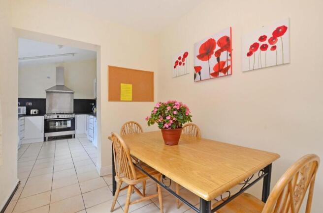 446 Ecclesall Road, dining area.JPG