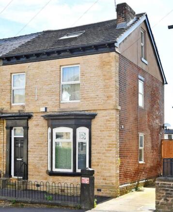 Front of the house (1) - Copy.jpeg