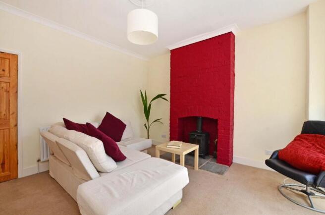 26 Birkendale Road, living room .JPG