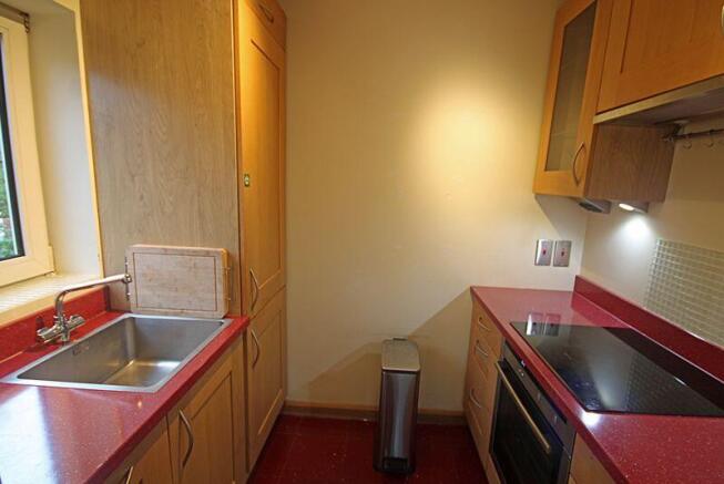 Kitchen with integrated appliances